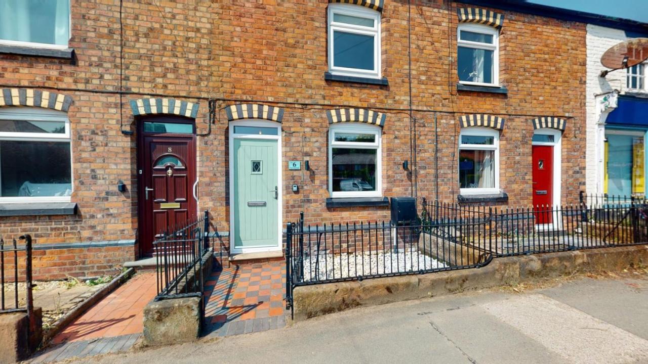 Вилла Modern 3-Bed House On Tarporley High Street Экстерьер фото